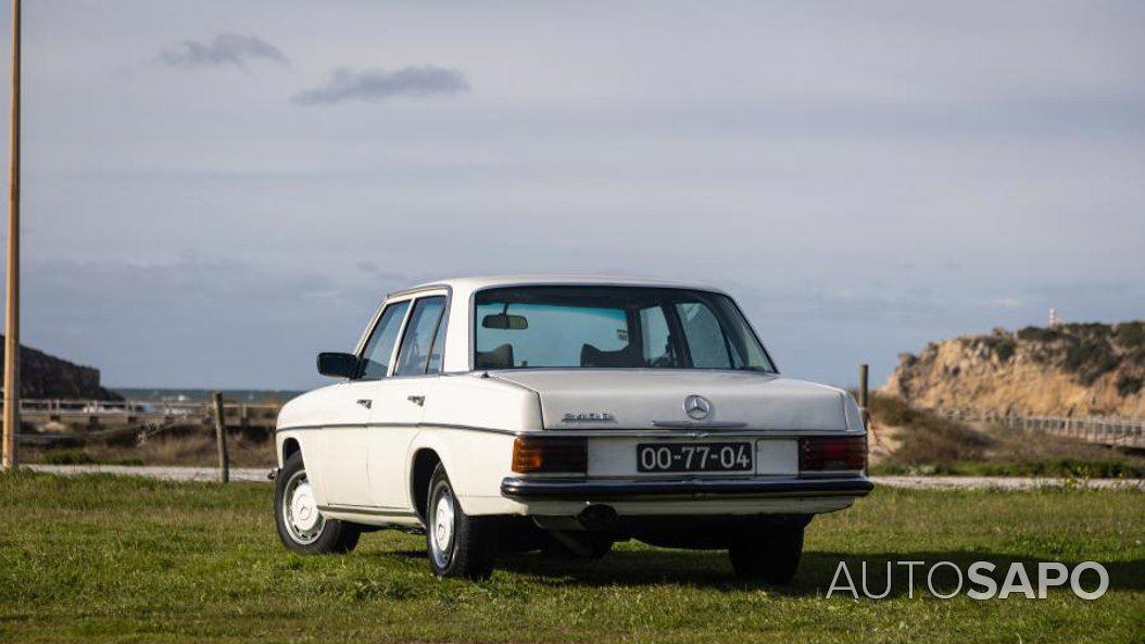 Mercedes-Benz 240 de 1974