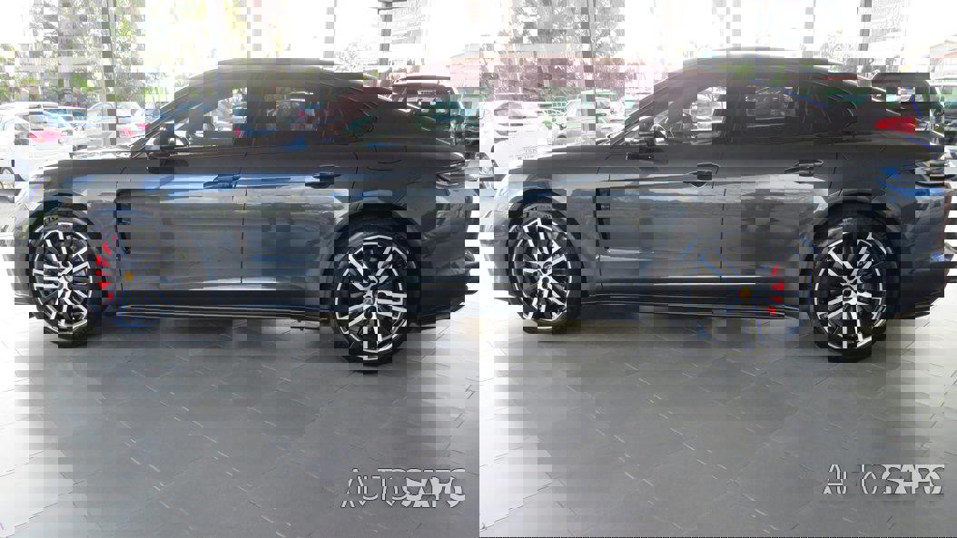 Porsche Panamera 4 E-Hybrid de 2021