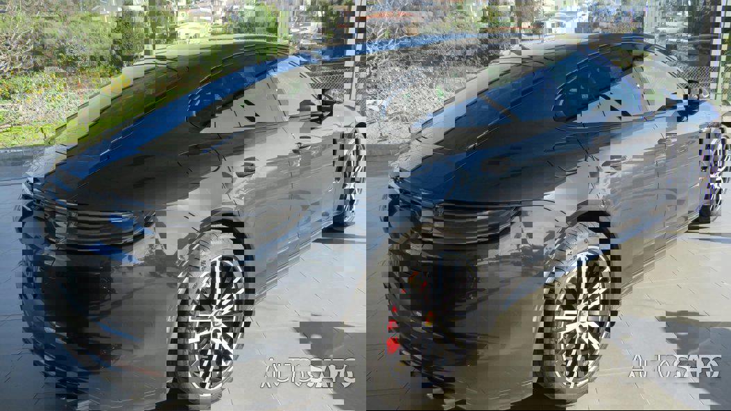 Porsche Panamera 4 E-Hybrid de 2021