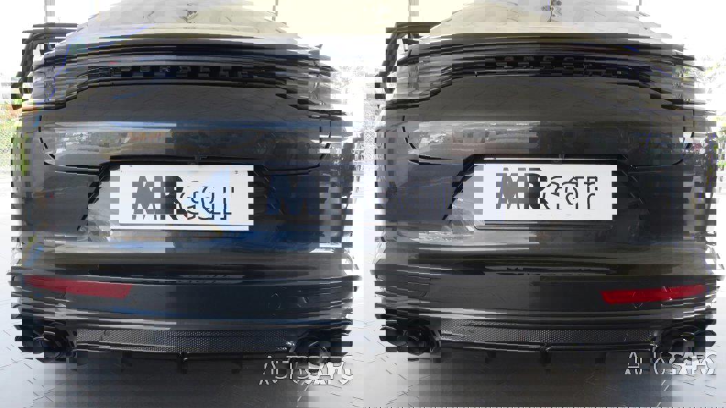 Porsche Panamera 4 E-Hybrid de 2021