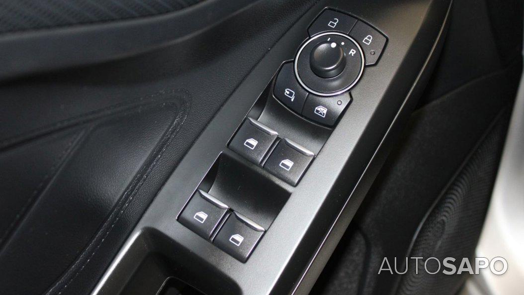 Ford Focus 1.0 EcoBoost MHEV ST-Line de 2022