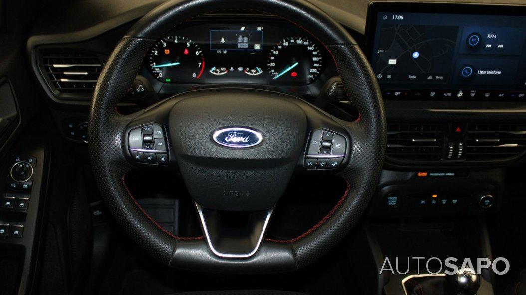Ford Focus 1.0 EcoBoost MHEV ST-Line de 2022