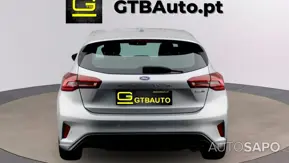 Ford Focus 1.0 EcoBoost MHEV ST-Line de 2022