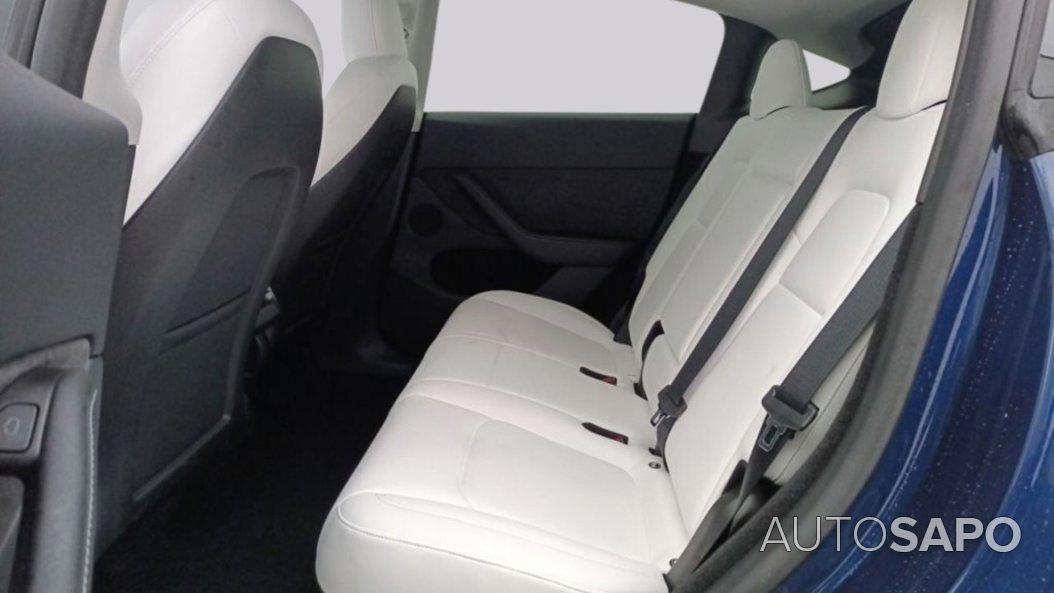 Tesla Model Y Long-Range Dual Motor AWD de 2024