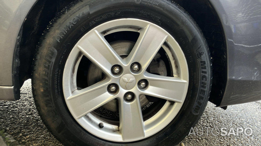 Mitsubishi Lancer 1.5 Invite de 2009