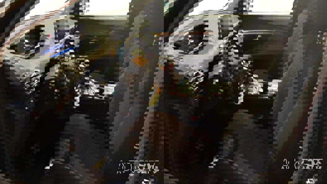 Peugeot 3008 1.2 PureTech Active Pack de 2022