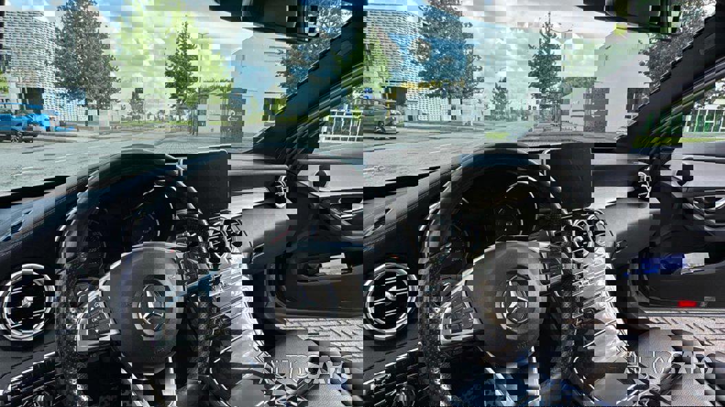 Mercedes-Benz Classe C 300 AMG Line de 2015