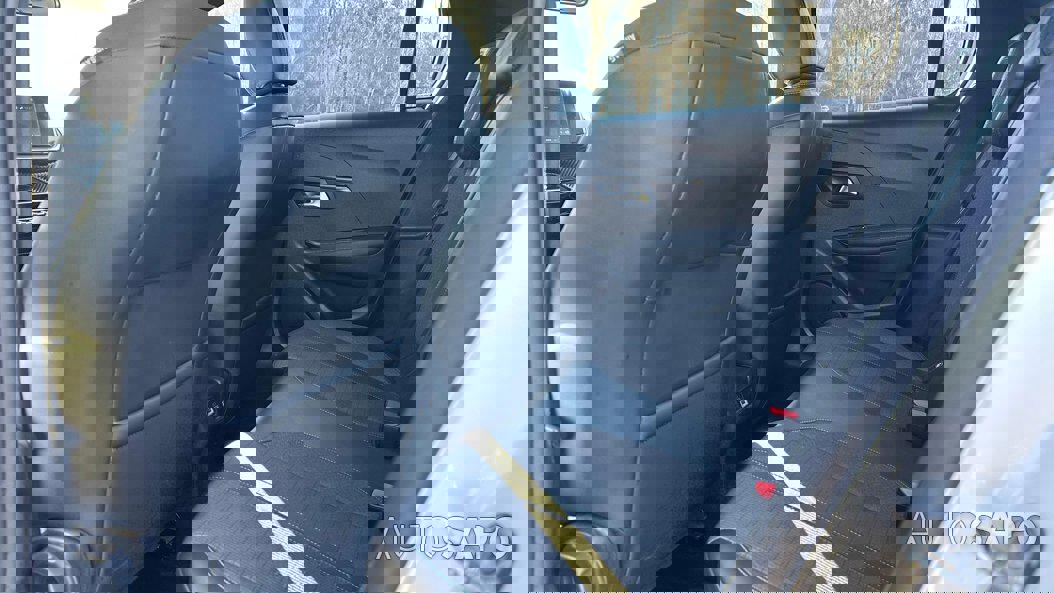 Peugeot 208 1.2 PureTech Allure de 2021