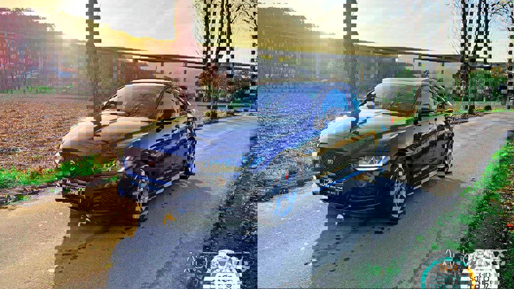 Jaguar XE 2.0 D R-Sport de 2015