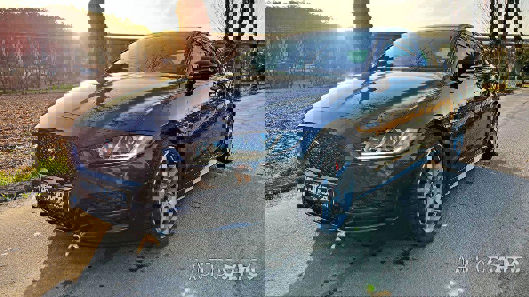 Jaguar XE 2.0 D R-Sport de 2015