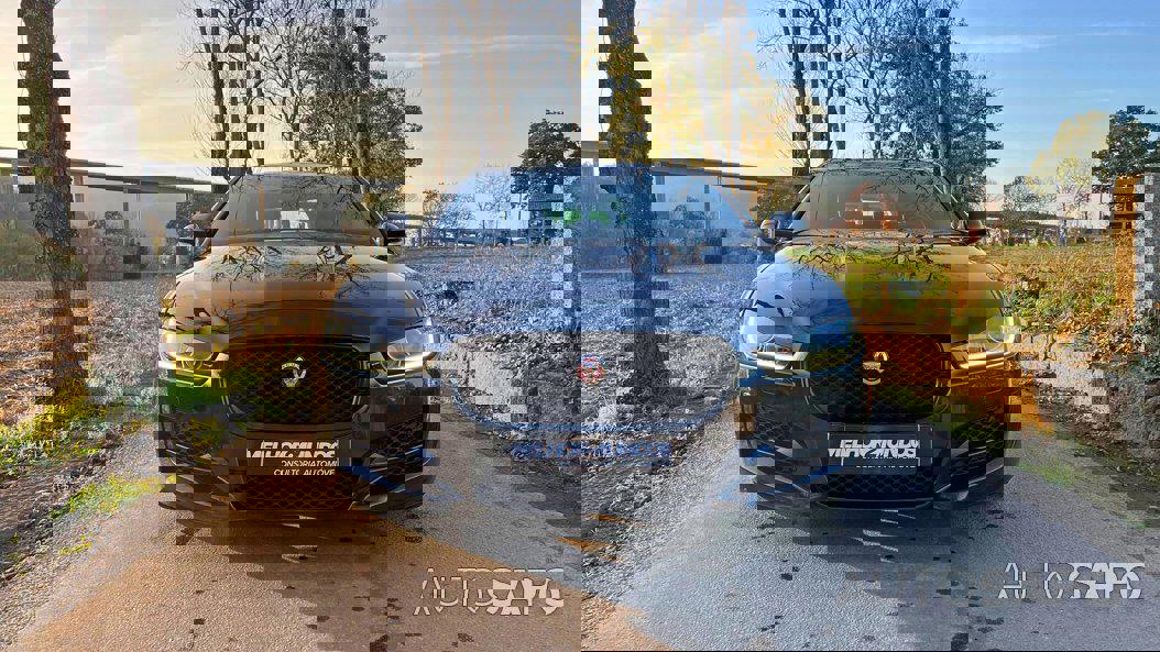 Jaguar XE 2.0 D R-Sport de 2015