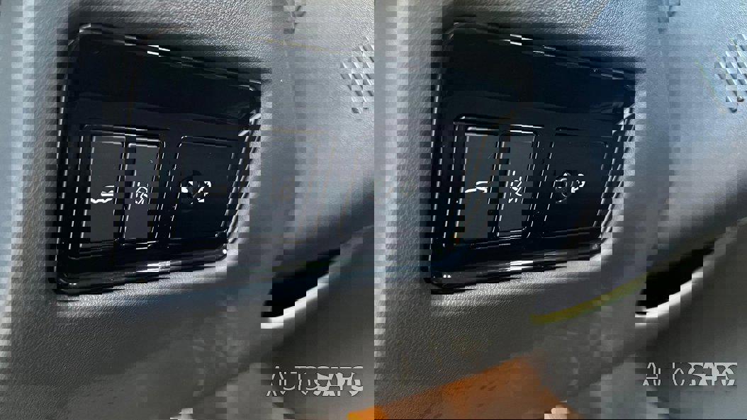 Jaguar XE 2.0 D R-Sport de 2015