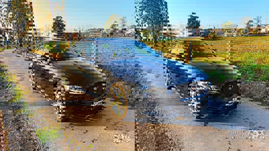 Jaguar XE 2.0 D R-Sport de 2015