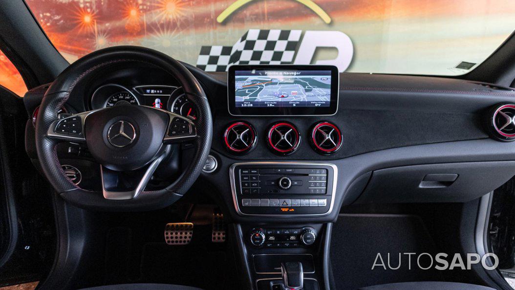 Mercedes-Benz Classe CLA 45 AMG 4-Matic de 2017