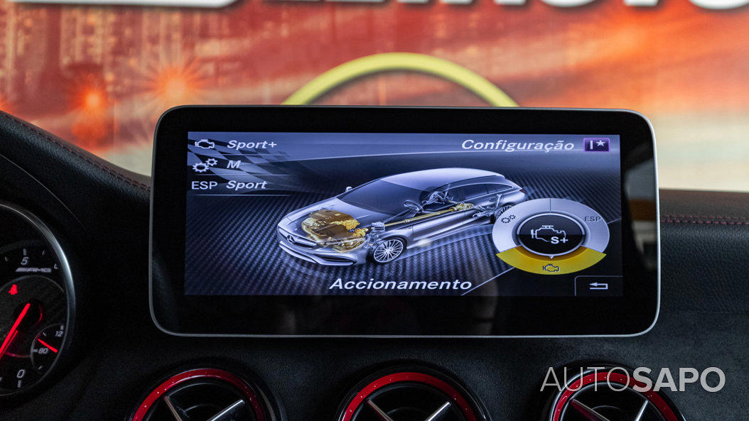 Mercedes-Benz Classe CLA 45 AMG 4-Matic de 2017