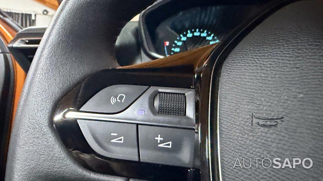 Peugeot e-2008 de 2022