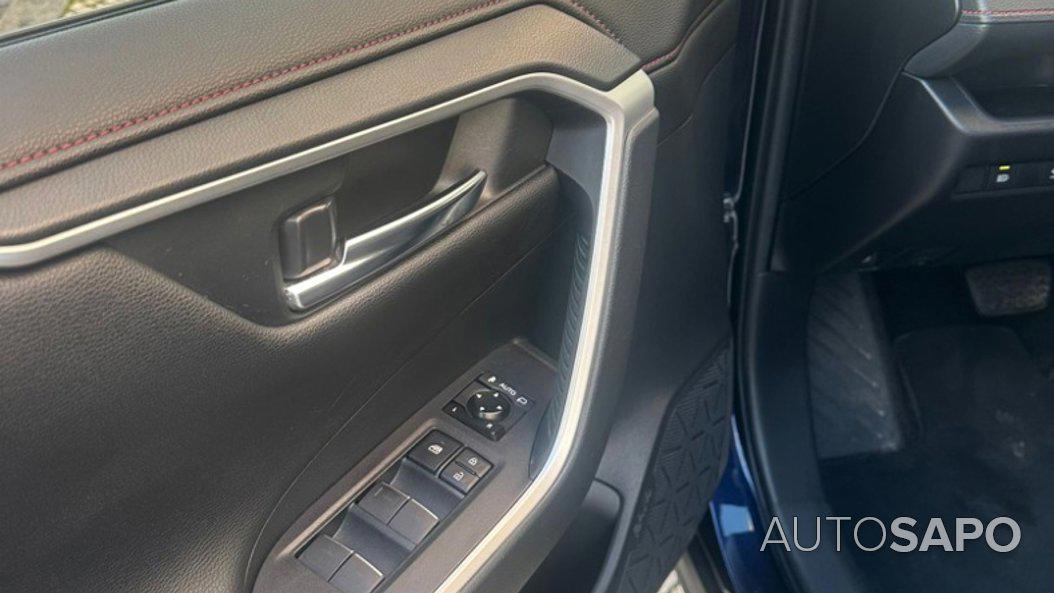 Toyota RAV4 2.5 HDF Square Collection AWD-i de 2021