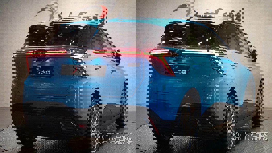 MG MG4 64 kWh Luxury de 2024