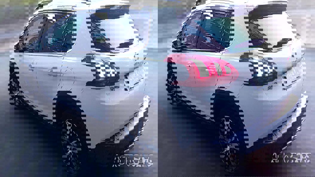 Peugeot 2008 1.2 PureTech Allure EAT6 de 2017