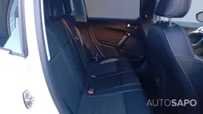 Peugeot 2008 1.2 PureTech Allure EAT6 de 2017