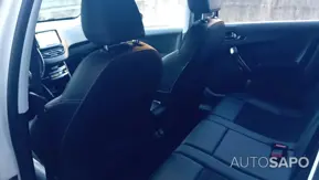 Peugeot 2008 1.2 PureTech Allure EAT6 de 2017