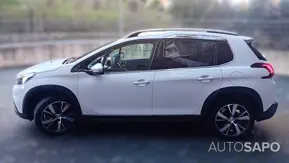 Peugeot 2008 1.2 PureTech Allure EAT6 de 2017