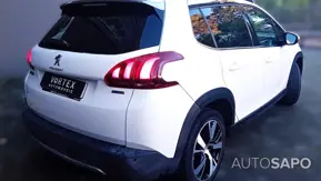 Peugeot 2008 1.2 PureTech Allure EAT6 de 2017