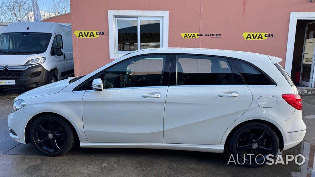 Mercedes-Benz Classe B 180 CDi BlueEfficiency Aut. de 2012