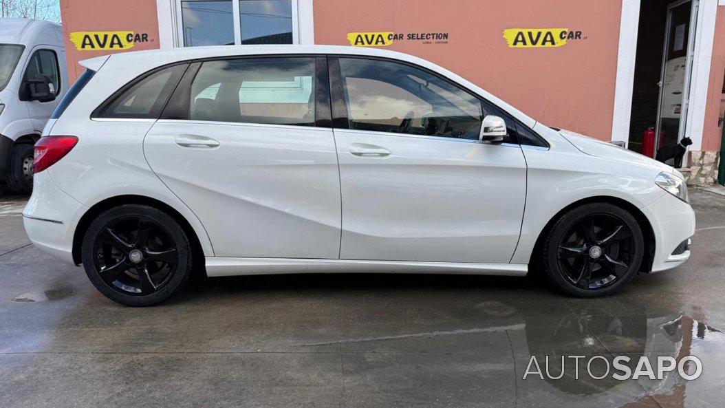 Mercedes-Benz Classe B 180 CDi BlueEfficiency Aut. de 2012