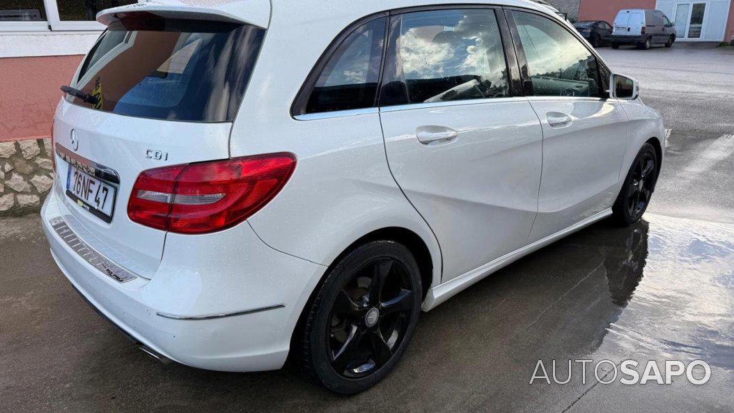 Mercedes-Benz Classe B 180 CDi BlueEfficiency Aut. de 2012