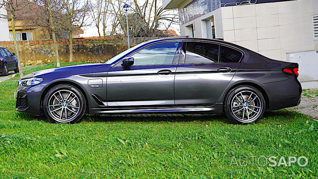 BMW Série 5 530 e iPerformance Pack M de 2023