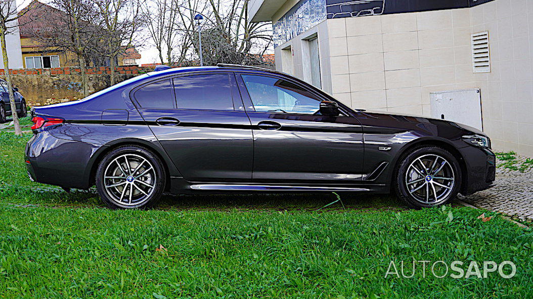 BMW Série 5 530 e iPerformance Pack M de 2023