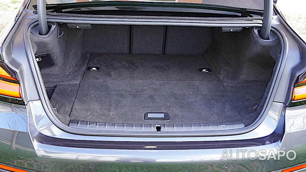 BMW Série 5 530 e iPerformance Pack M de 2023