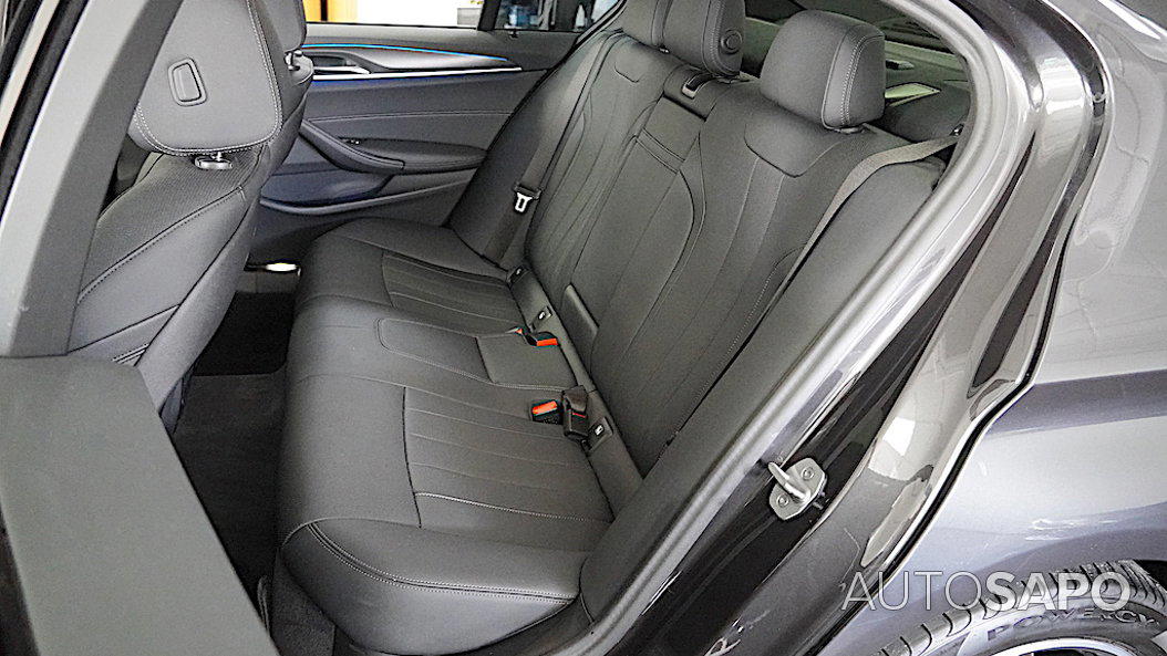 BMW Série 5 530 e iPerformance Pack M de 2023
