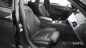 BMW Série 5 530 e iPerformance Pack M de 2023