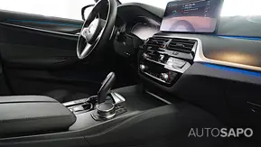 BMW Série 5 530 e iPerformance Pack M de 2023