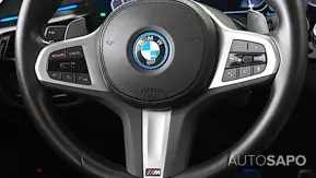 BMW Série 5 530 e iPerformance Pack M de 2023