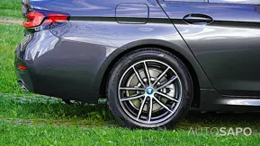 BMW Série 5 530 e iPerformance Pack M de 2023