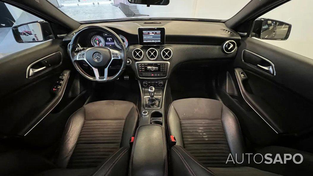 Mercedes-Benz Classe A 180 d AMG Line de 2014