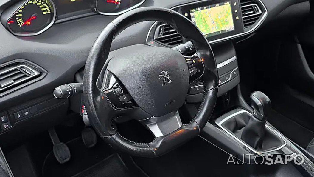 Peugeot 308 1.6 BlueHDi Allure de 2015