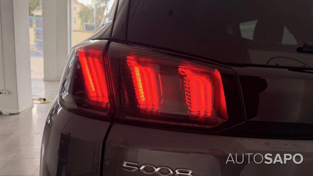 Peugeot 5008 1.2 PureTech Allure Pack EAT8 de 2024