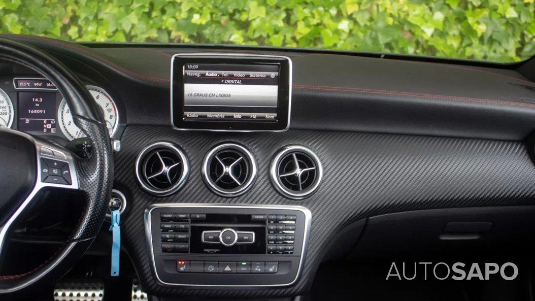 Mercedes-Benz Classe A 200 AMG Line Aut. de 2013