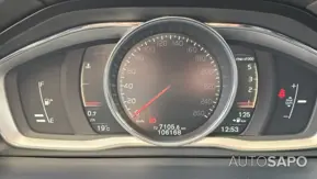 Volvo V60 Cross Country 2.0 D3 Momentum de 2018