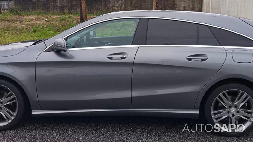 Mercedes-Benz Classe CLA 220 d Urban Aut. de 2015