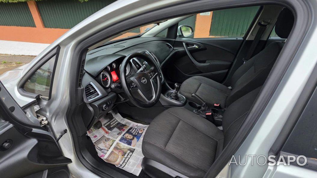 Opel Astra de 2015