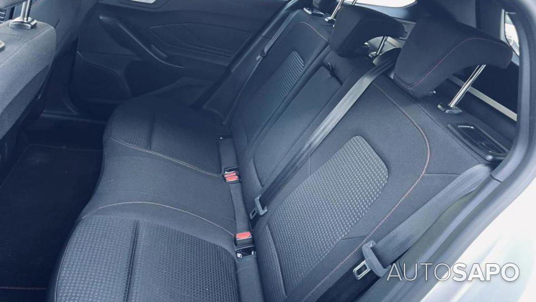 Ford Focus 1.0 EcoBoost ST-Line X de 2023