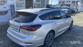 Ford Focus 1.0 EcoBoost ST-Line X de 2023