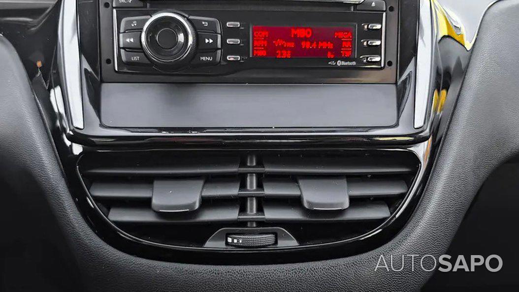 Peugeot 208 1.4 e-HDi de 2015