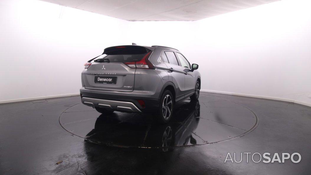 Mitsubishi Eclipse Cross 2.4 PHEV eMotion de 2024