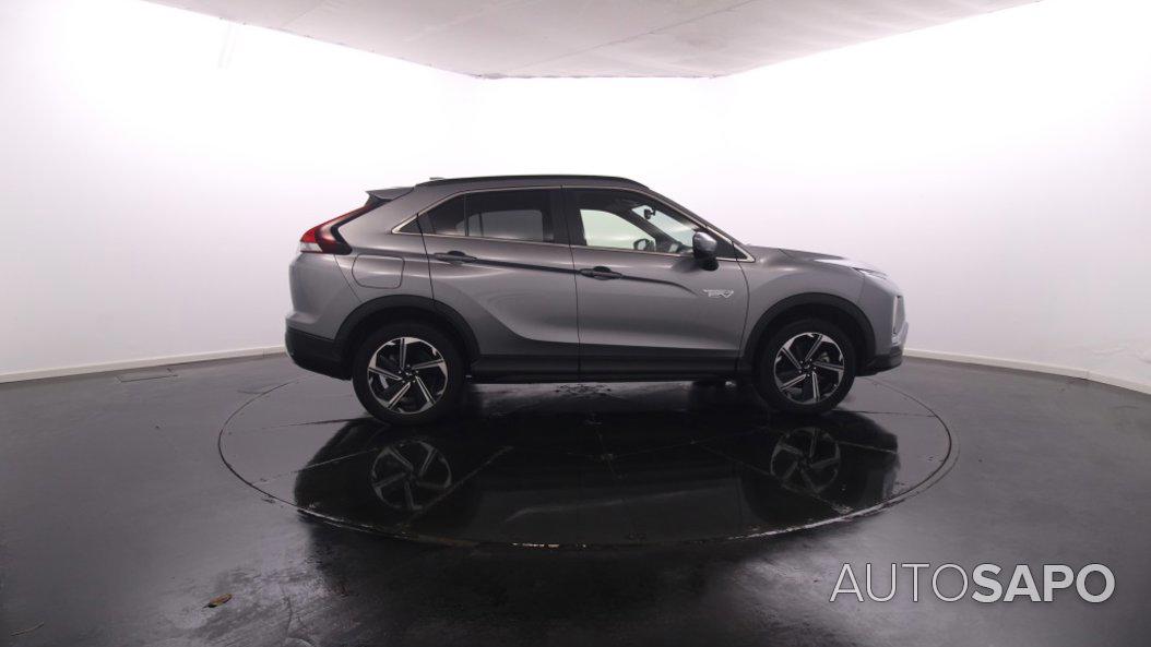 Mitsubishi Eclipse Cross 2.4 PHEV eMotion de 2024